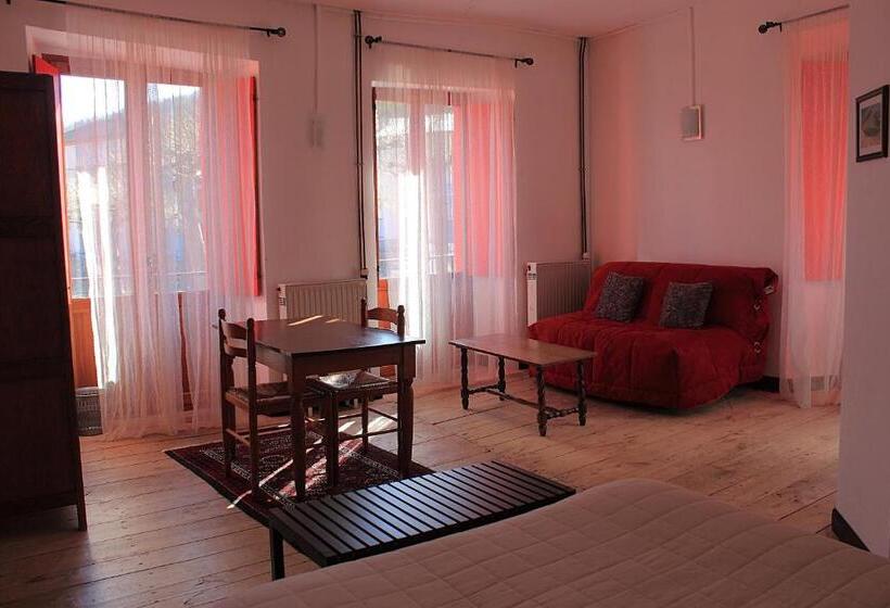 Четырехместный Номер Стандарт, Auberge Du Haut Salat