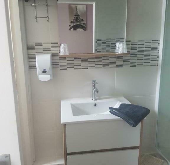 スタンダードトリプルルーム, Bernieres