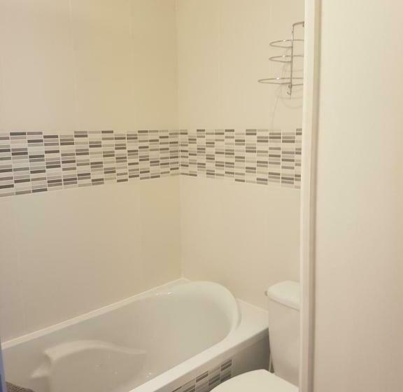 Quarto Estandar, Bernieres
