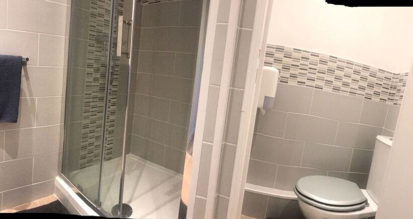 スタンダードトリプルルーム, Bernieres