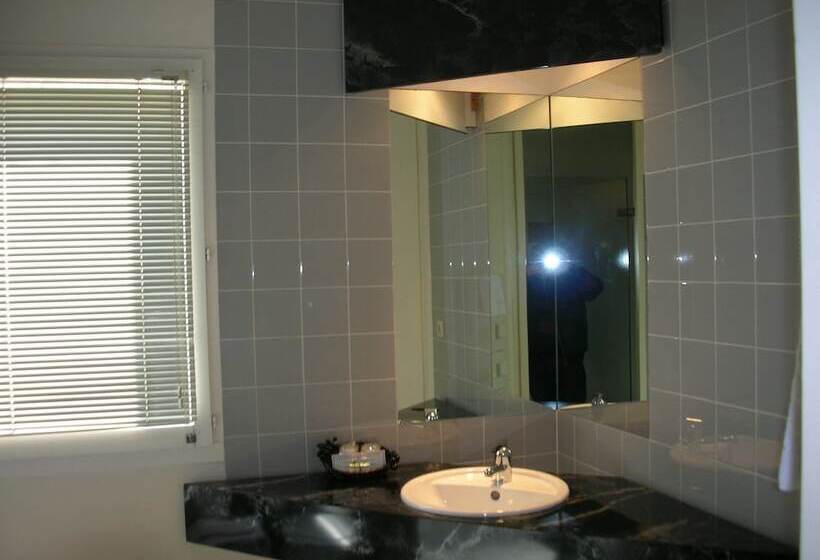 Номер Стандарт, Crispol