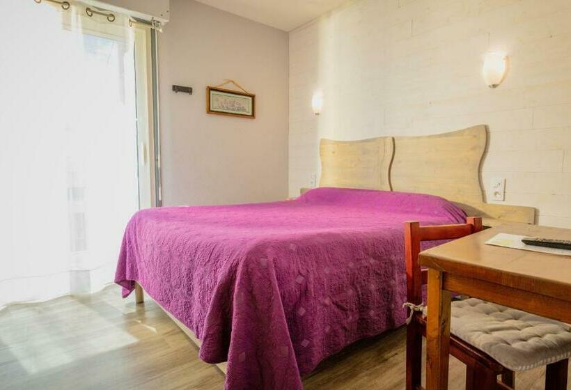 غرفة قياسية, De La Plage