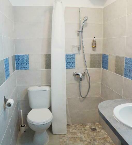 غرفة قياسية, De La Plage