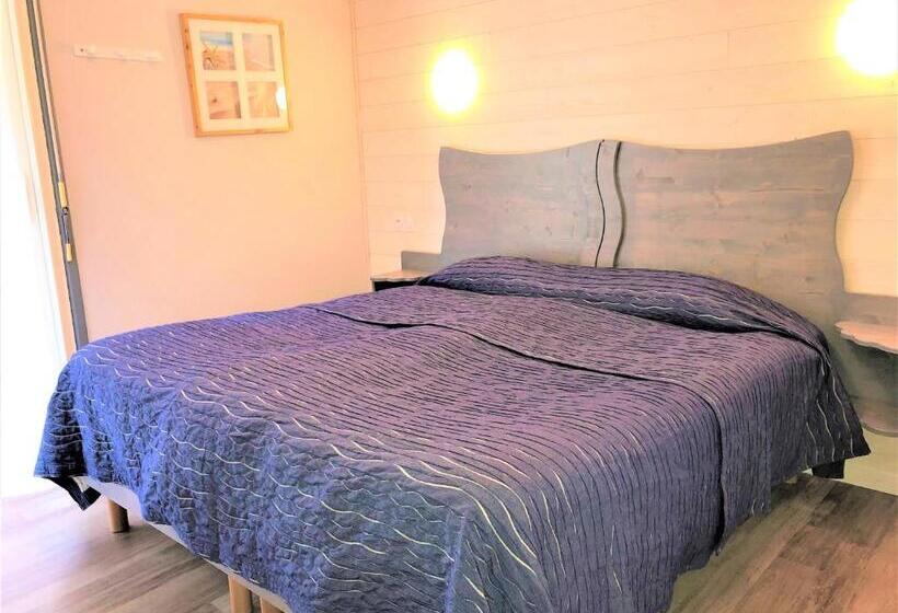 غرفة قياسية مزوَّدة بتراس, De La Plage