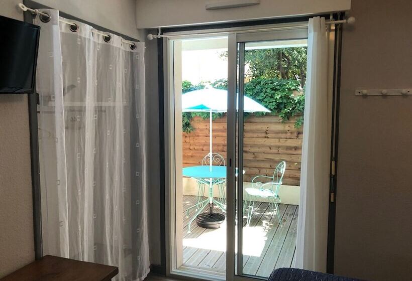 غرفة قياسية مزوَّدة بتراس, De La Plage