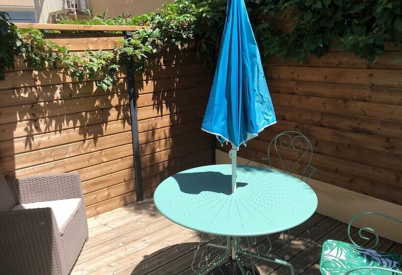 غرفة قياسية مزوَّدة بتراس, De La Plage