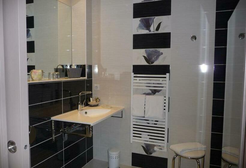 高级大房间, Domaine De L Echassier, The Originals Relais