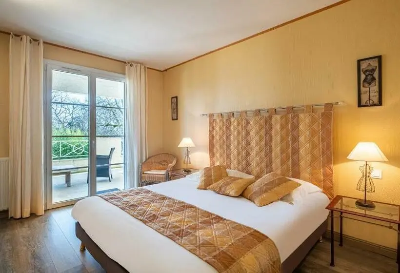 テラス付きスタンダードルーム, Domaine De L Echassier, The Originals Relais