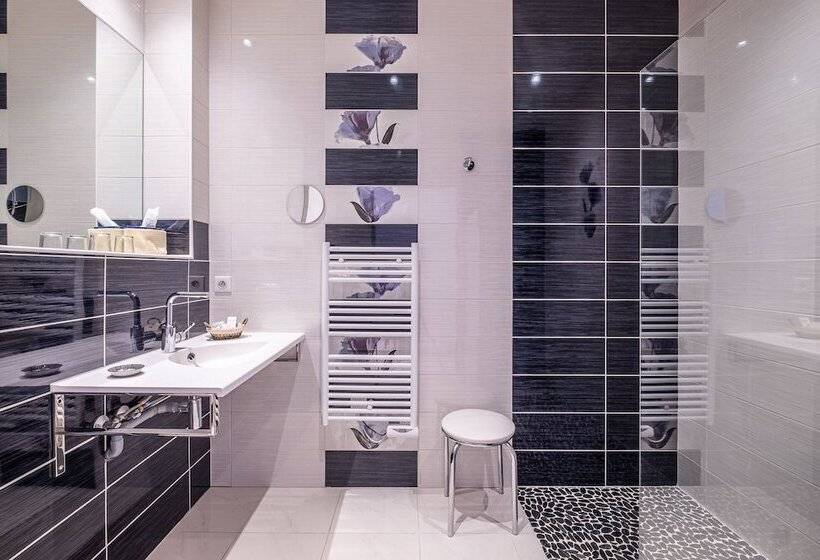 家庭套房, Domaine De L Echassier, The Originals Relais