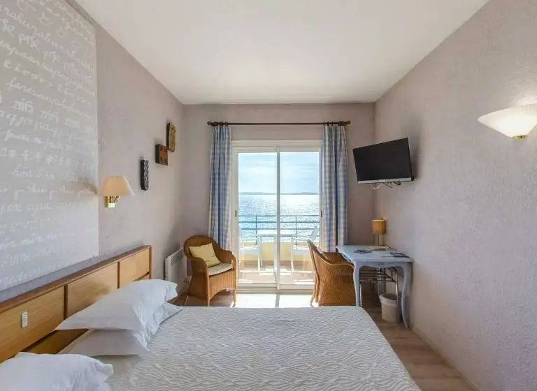 Standard-huone Merinäkymä, Grand Hotel Moriaz