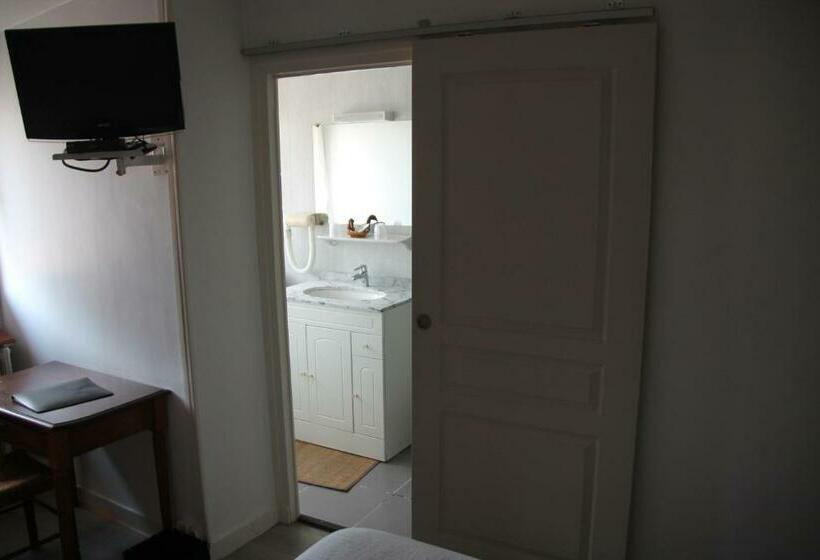 غرفة عائلية, Hostellerie Du Beffroy