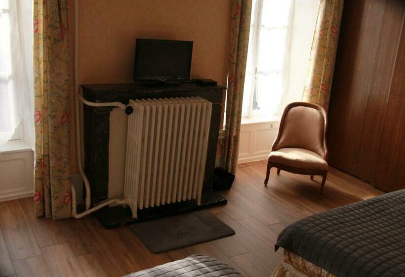 غرفة عائلية, Hostellerie Du Beffroy