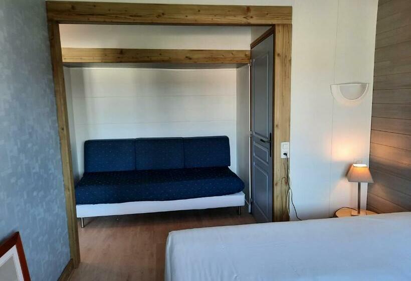 סוויטה משפחתית, Des Iles