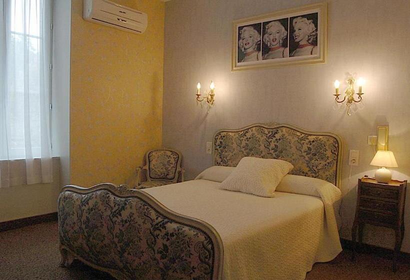 수피리어 자쿠지 룸, Hôtel Du Lion D'or