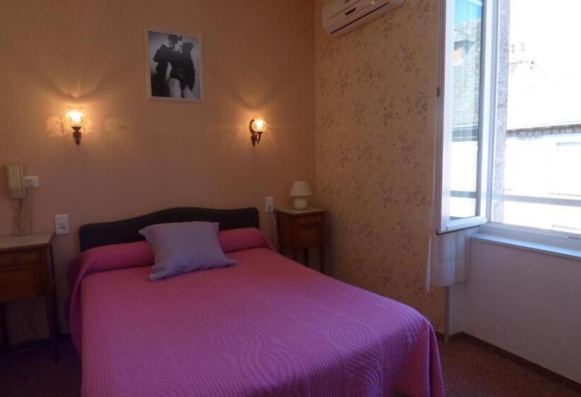 Номер Стандарт Вид на Город, Hôtel Du Lion D'or