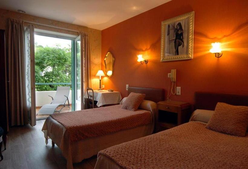 غرفة قياسية مطلّة علي الحديقة, Hôtel Du Lion D'or