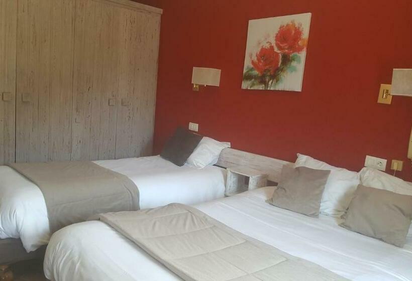 غرفة قياسية ثلاثية, Hôtel L Escale Blanche