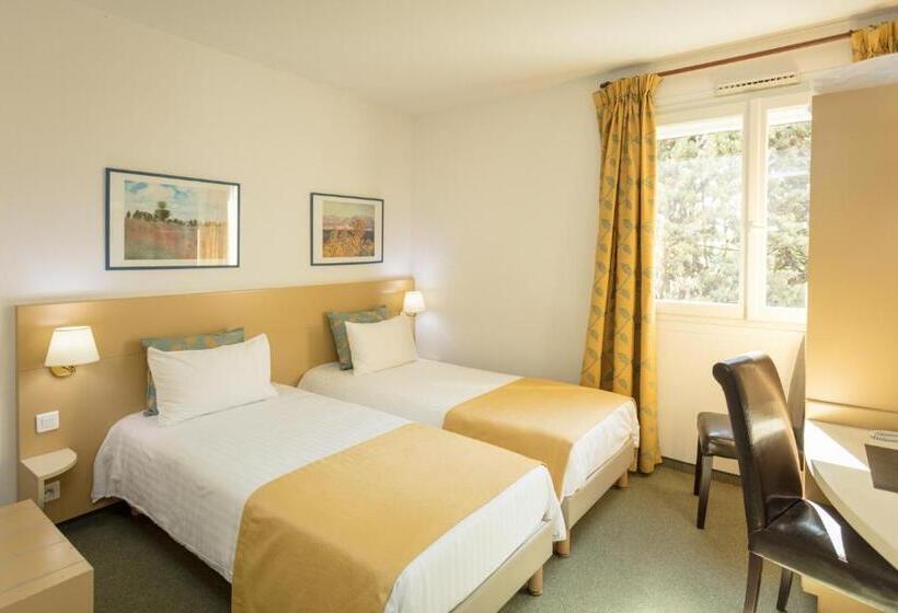 标准间, Le Saintgenies