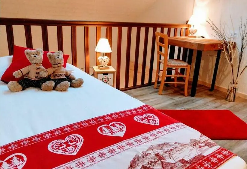 Standard Kolmen Hengen Huone, Hôtel Le Vétiné