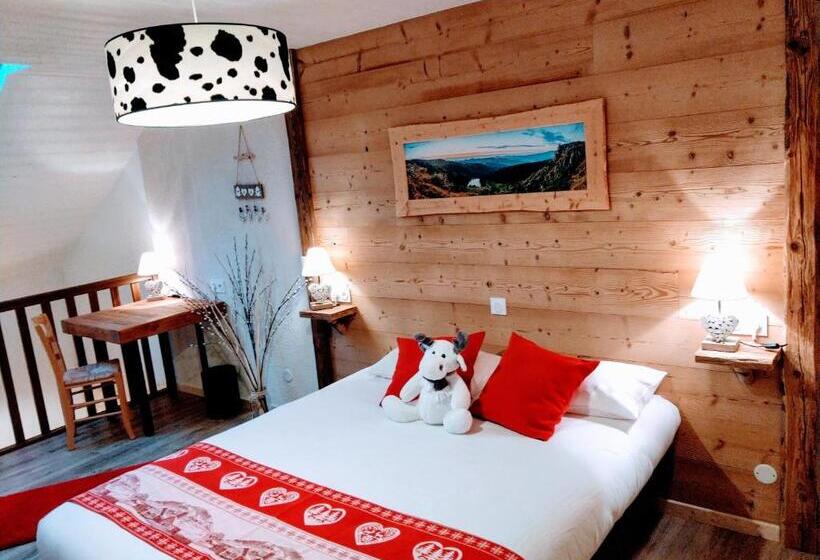 غرفة قياسية رباعية, Hôtel Le Vétiné