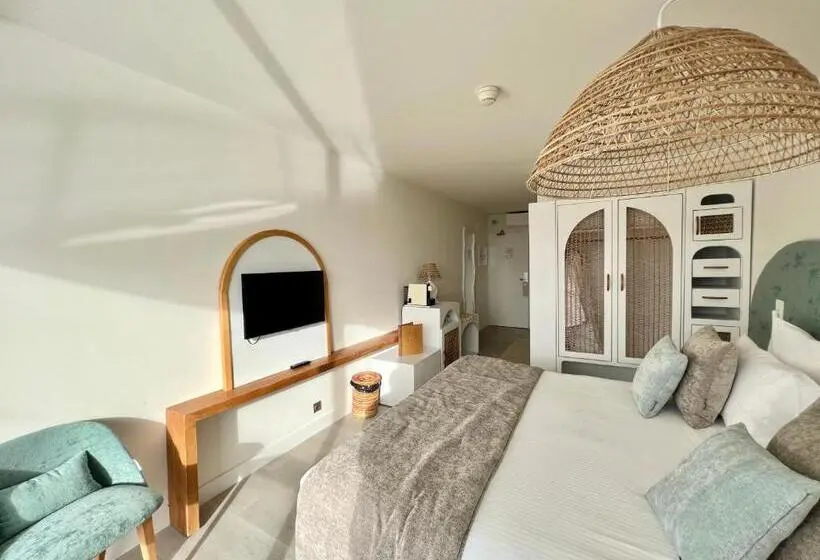Deluxe-huone Merinäkymä Parveke, Hôtel Les Corallines – Thalasso & Spa
