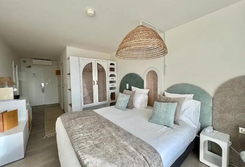 Deluxe-huone Merinäkymä Parveke, Hôtel Les Corallines – Thalasso & Spa