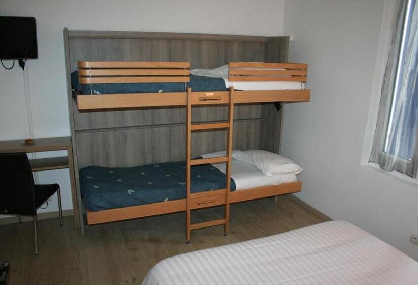 غرفة قياسية رباعية, Hôtel Les Italiens