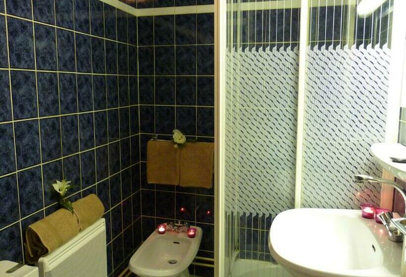 标准间, Hôtel Rond Point