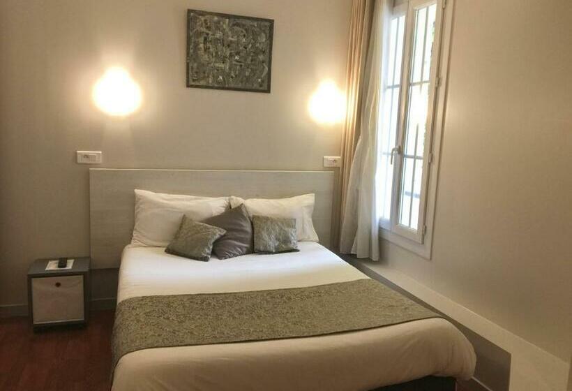 컴포트 룸, Hôtel Vendôme