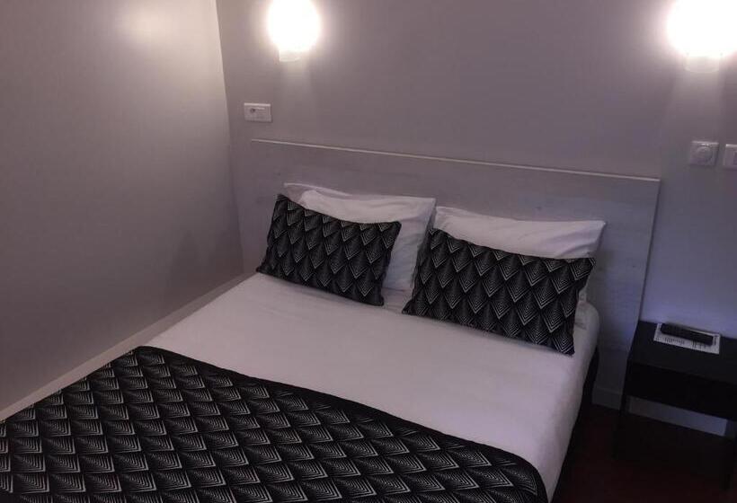 Номер Стандарт, Hôtel Vendôme