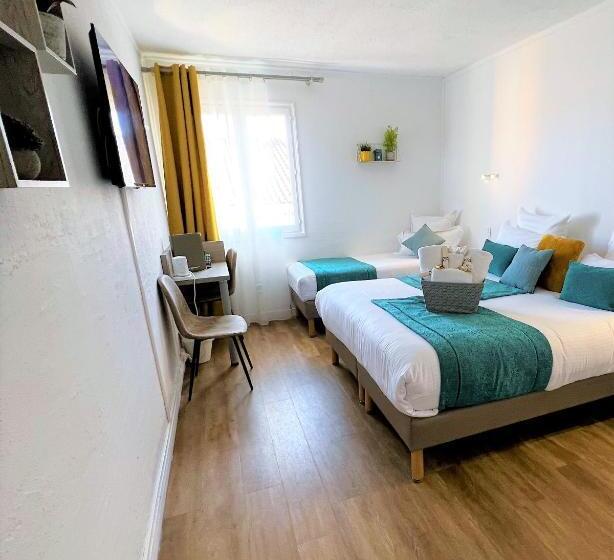 Номер Стандарт Трехместный, L Escapade