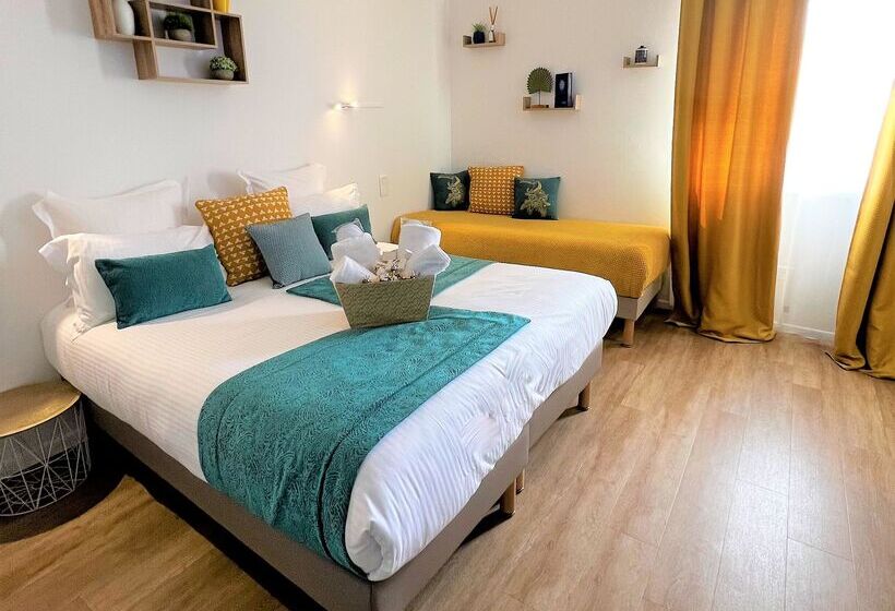 Номер Стандарт Трехместный, L Escapade