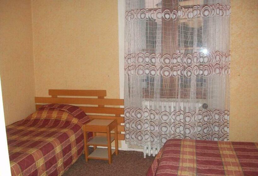 Номер Стандарт Трехместный, L'aiglon