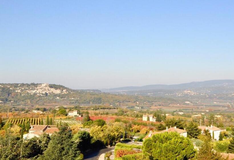 חדר סופריור, Le Clos Du Buis