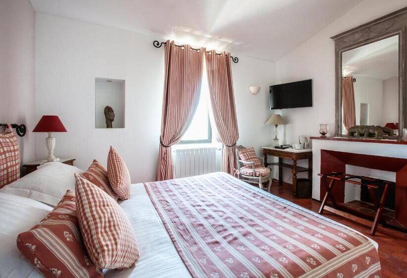 חדר סופריור, Le Clos Du Buis