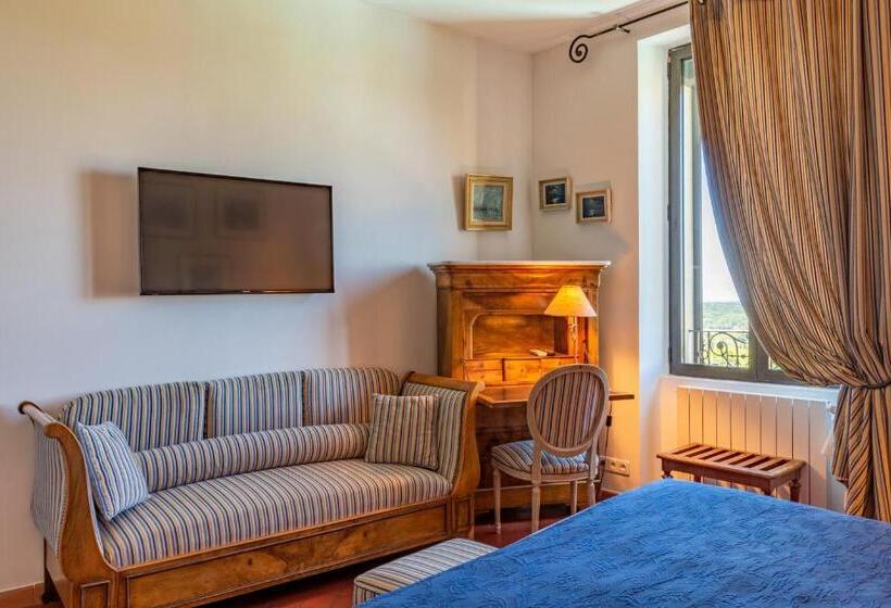 חדר סופריור, Le Clos Du Buis