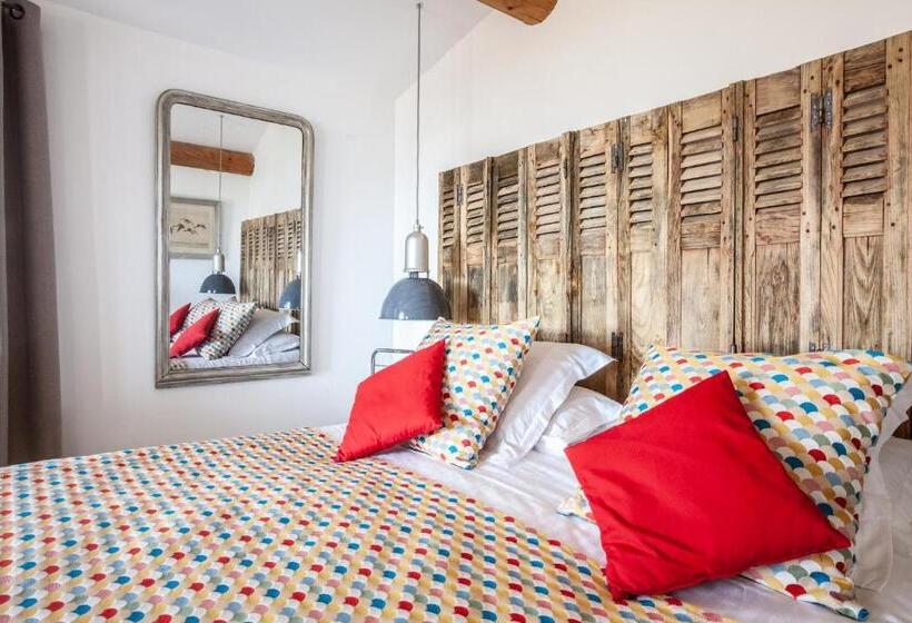 חדר דלוקס, Le Clos Du Buis