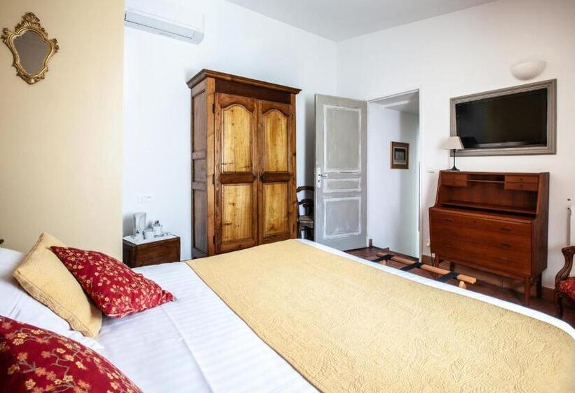 חדר סטנדרט, Le Clos Du Buis