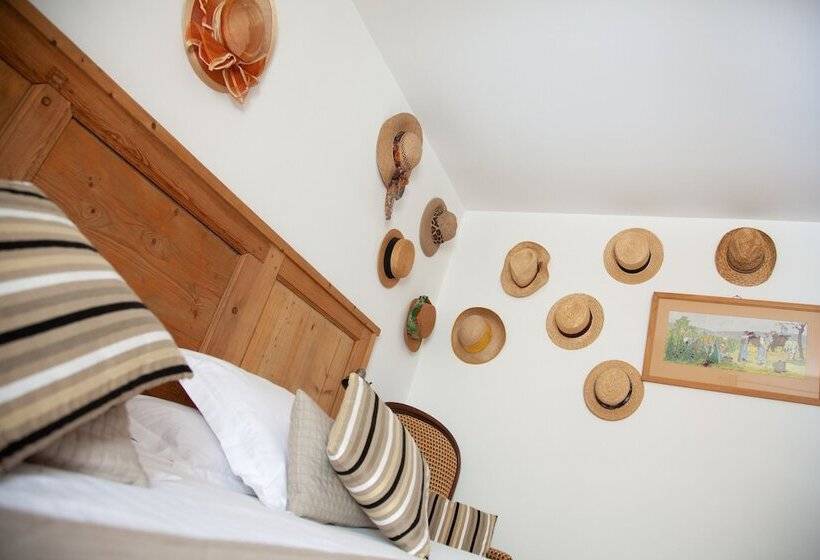 غرفة قياسية, Le Clos Du Buis