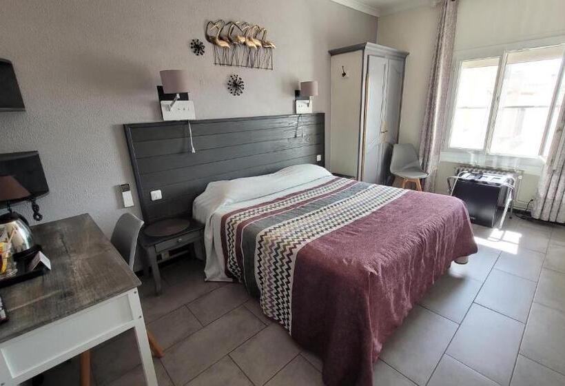 Comfort room with view, Hôtel Le Dauphin Bleu