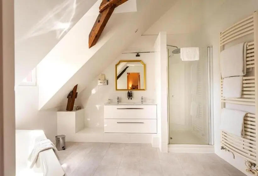 Deluxe-huone, Le Manoir Saint Thomas