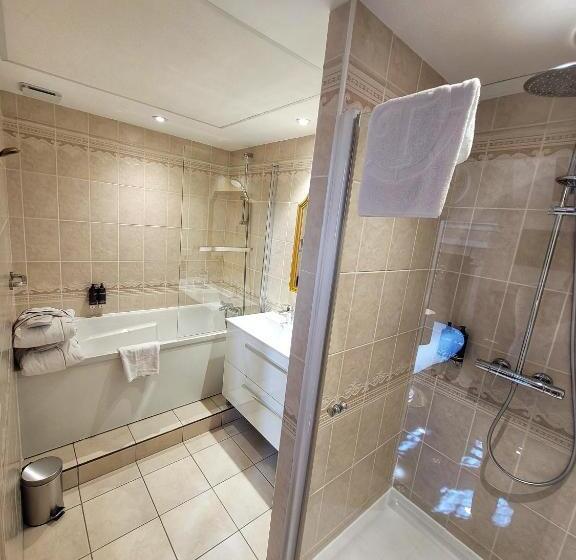 اتاق لوکس, Le Manoir Saint Thomas