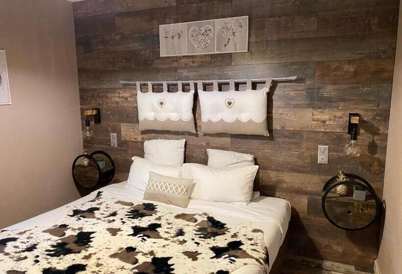 디럭스 룸 킹사이즈 침대, Le President Gare Nimes Pont Du Gard