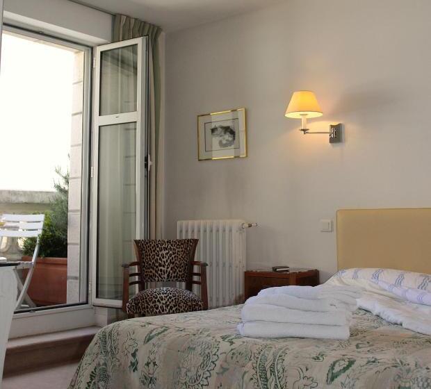 スタンダードトリプルルーム, Maitagaria