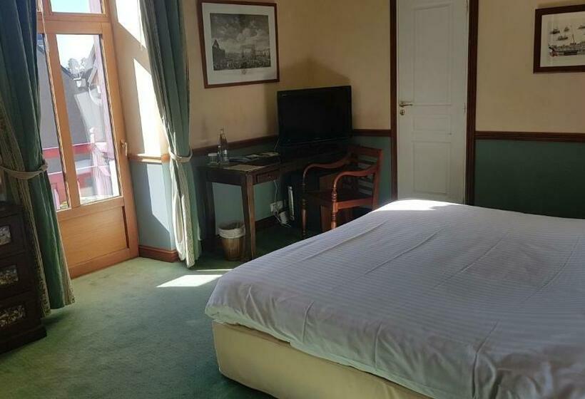 חדר דחוקס עם מיטת קינג, Manoir Du Cunningham