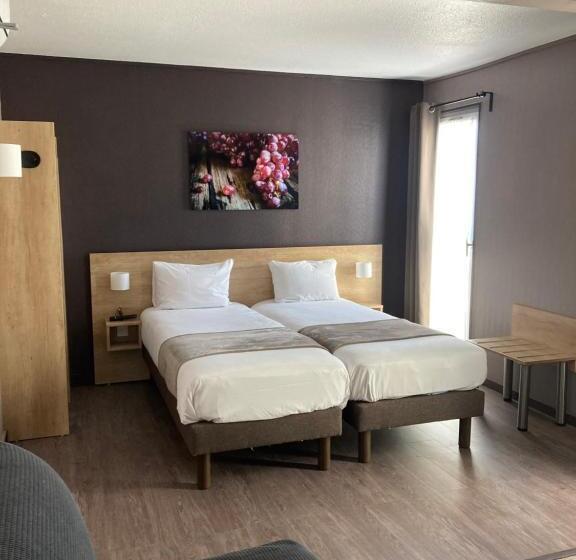 اتاق خانوادگی, Wood Inn Bordeaux Aeroport