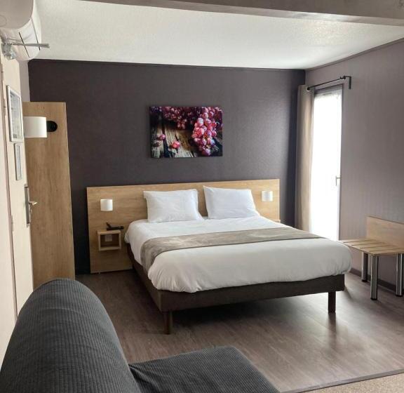 Семейный Номер, Wood Inn Bordeaux Aeroport