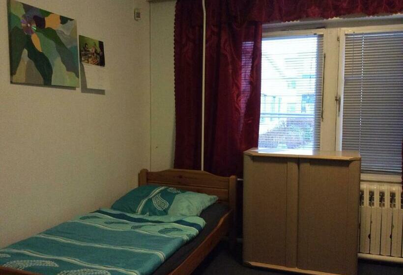 共用房间的床, M&r Hostel