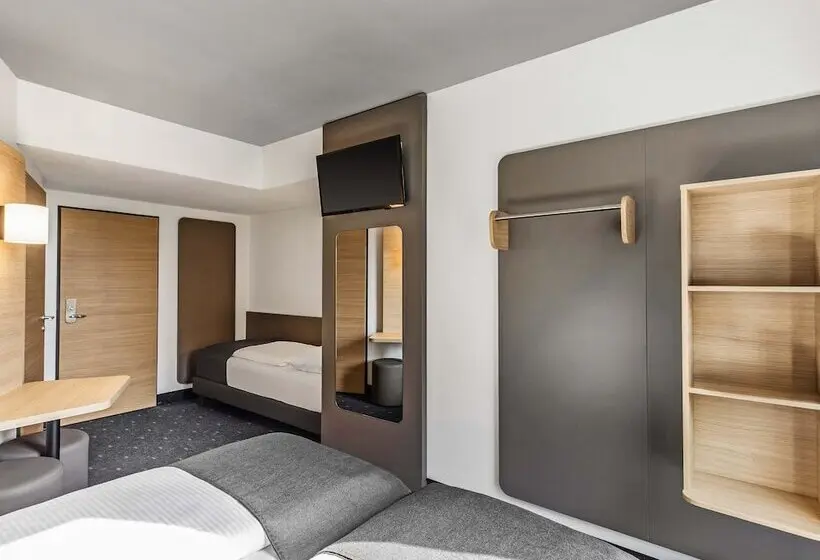 اتاق استاندارد سه نفره, B&b Hotel Lübeck Hbf