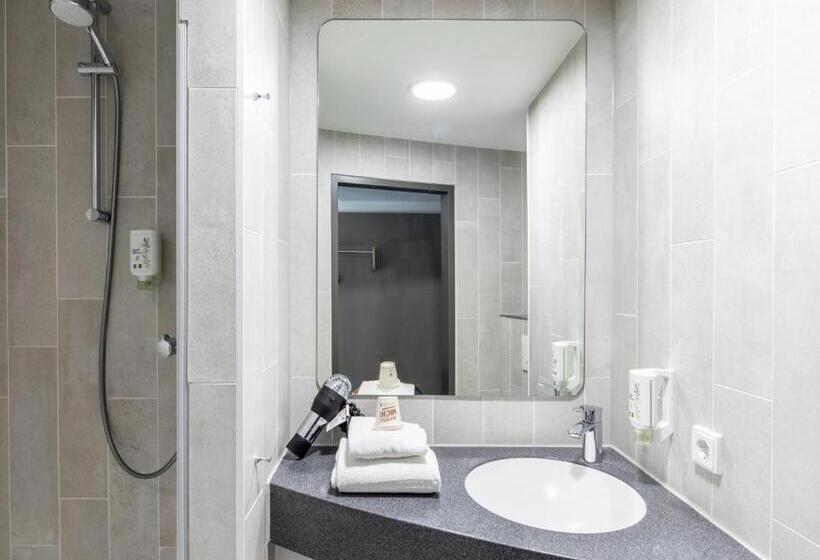 חדר משפחתי, B&b Hotel Lübeck